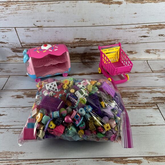 Shopkins HUGE Lot Of Loose Figures Cars Baskets 10 Pounds All Seasons & More - Picture 1 of 10